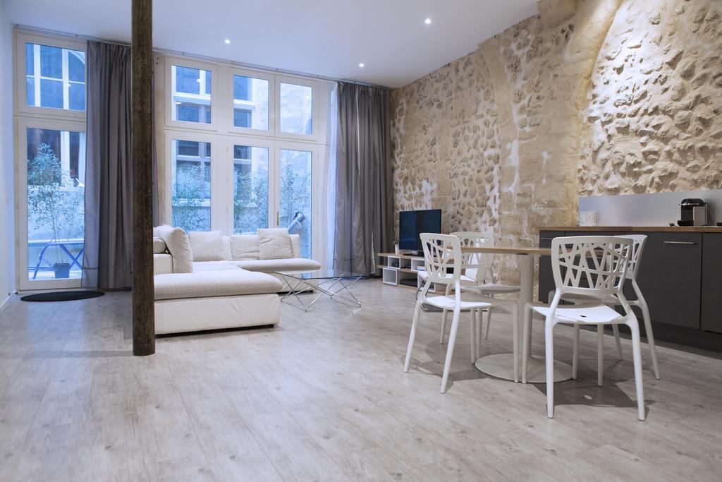Ausone Beautiful Loft Apartment In Historical Center + Terrace And Parking Burdeos Exterior foto