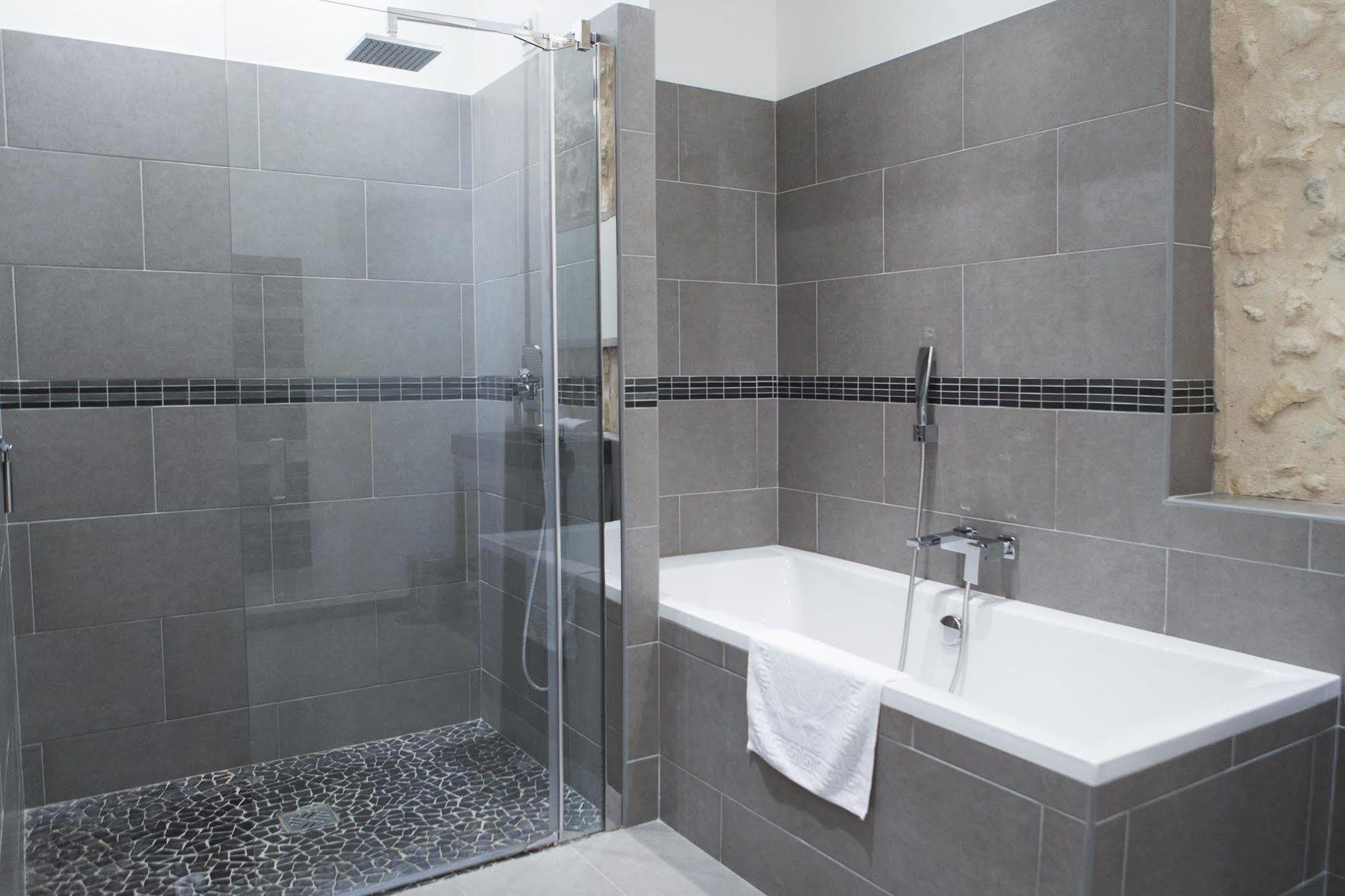 Ausone Beautiful Loft Apartment In Historical Center + Terrace And Parking Burdeos Exterior foto
