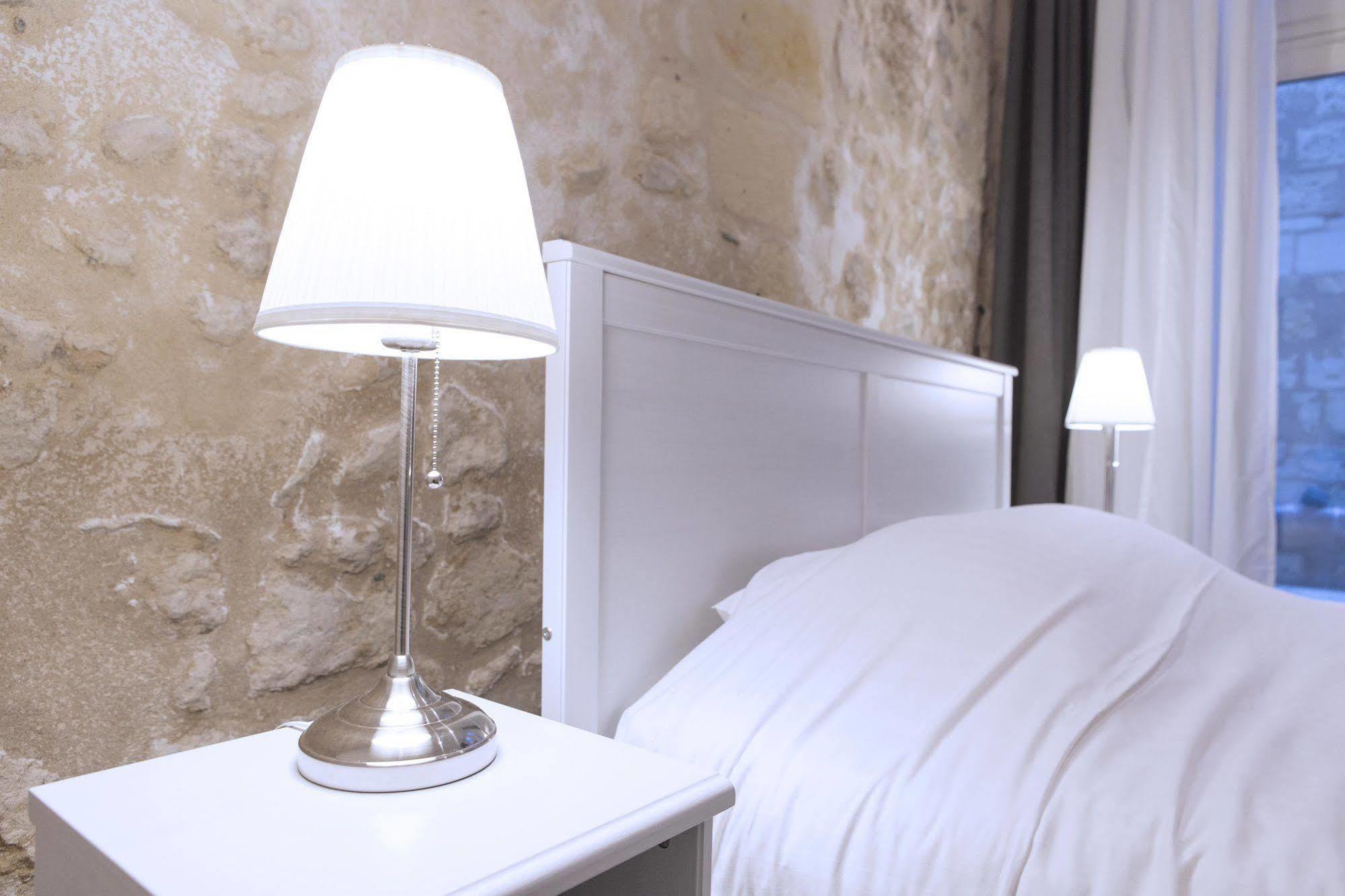 Ausone Beautiful Loft Apartment In Historical Center + Terrace And Parking Burdeos Exterior foto