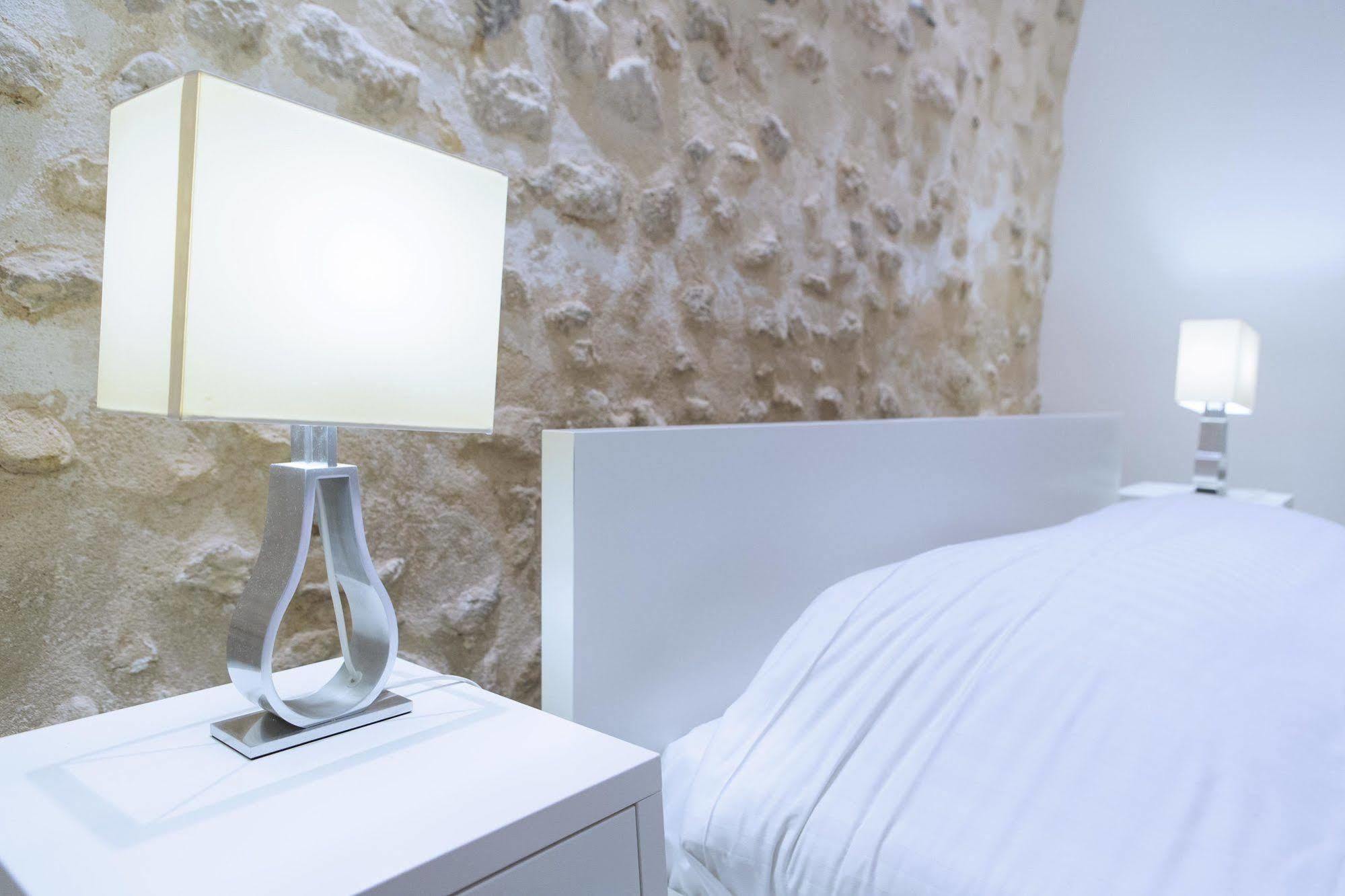 Ausone Beautiful Loft Apartment In Historical Center + Terrace And Parking Burdeos Exterior foto